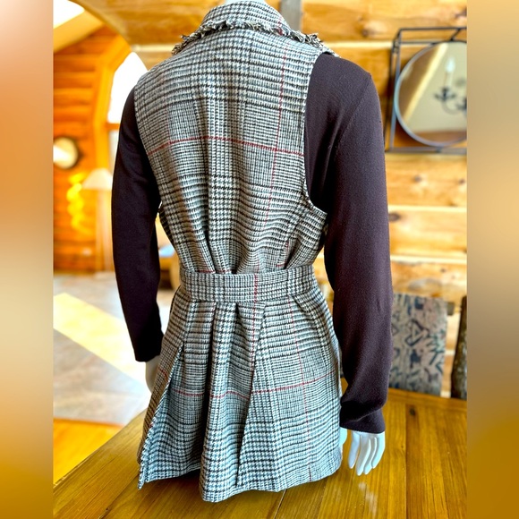 Democracy Long Fringed Vest - Picture 7 of 7